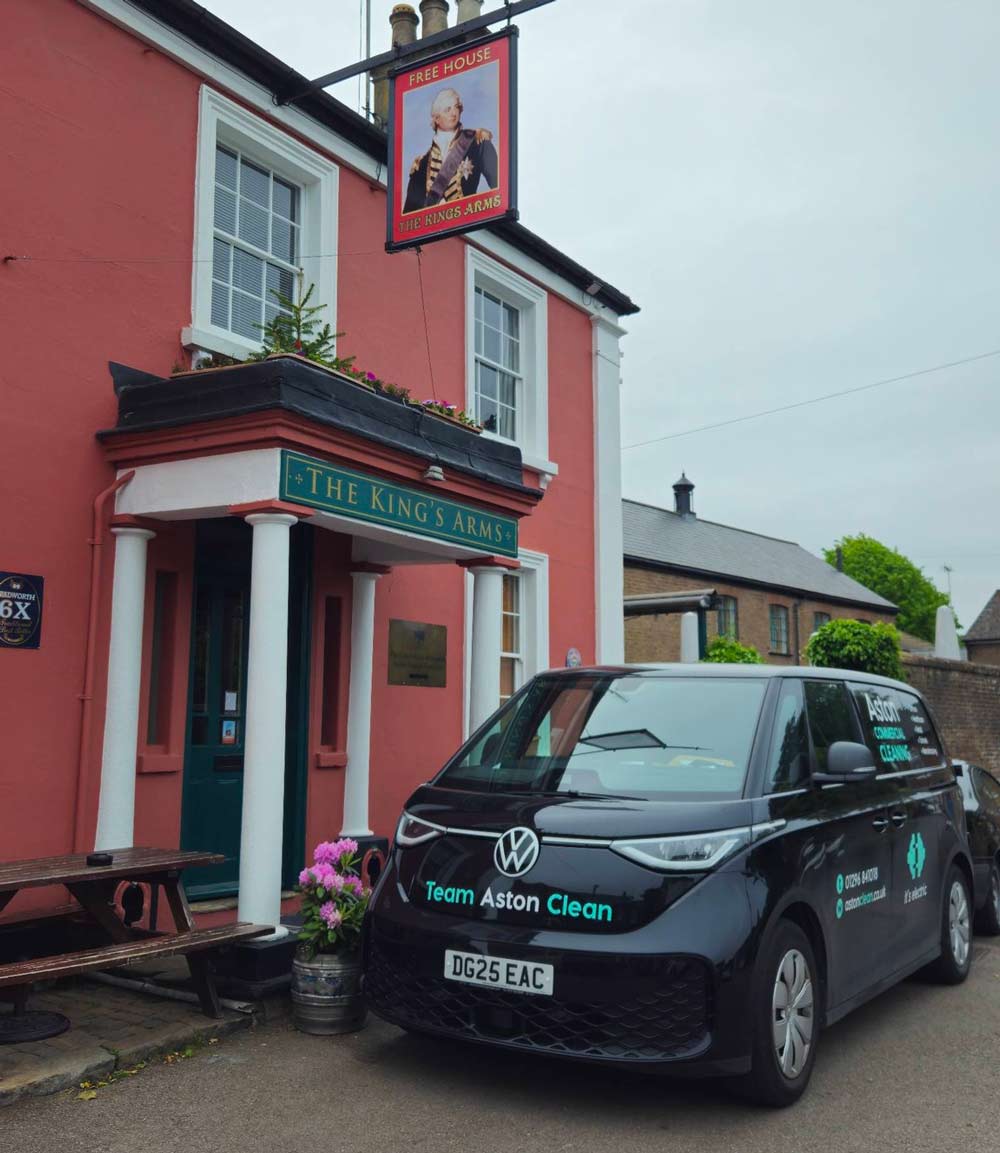 Kings Arms Tring Pub Cleaning Contract